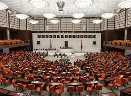 AK Parti’den yeni vergi paketi! Kredi kartı, sıfır ve ikinci el araç, gayrimenkul alım satımı… A’dan Z’ye hepsine geliyor: MTV, ÖTV, katılım payı…