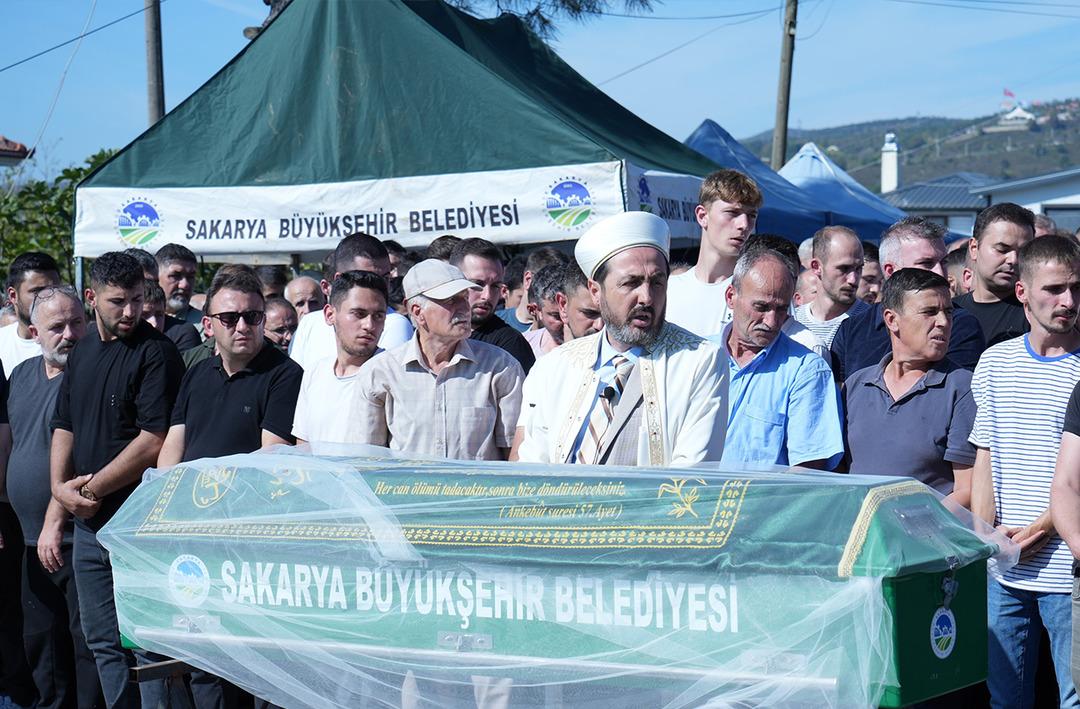 Makarna fabrikasındaki patlama hayallerinin &ouml;n&uuml;ne ge&ccedil;ti... 1 ay sonra gelinlik giyecekti, kefen giydi