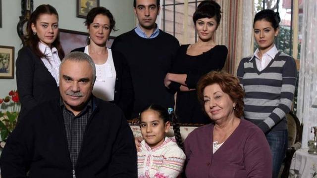 Yaprak Dökümü'nün efsane oyuncusu yıllar sonra ekranlara dönüyor! Annem Ankara dizisine bomba isim! 