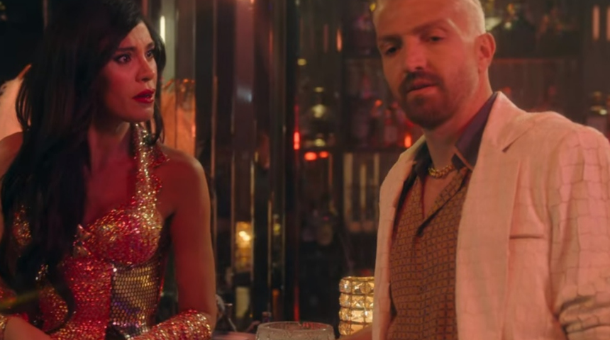 İzleyenler onu görünce şok geçirdi! Futbolcu Caner Erkin Erşan Kuneri'de oynadı, eşi Şükran Ovalı'yla sahnesi olay oldu