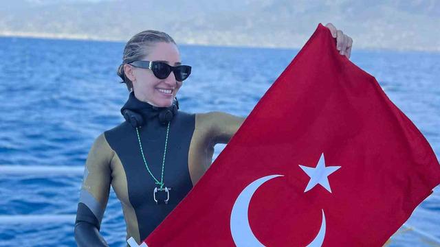 Şahika Ercümen’den yeni Türkiye rekoru