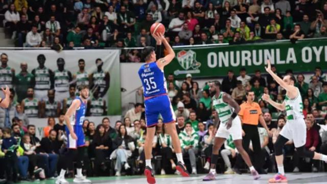 Anadolu Efes, Bursaspor deplasmanında galip!  Ligde 2'de 2...