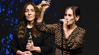 Antalya Altın Portakal Film Festivali'nde kimler ödül aldı? Nur Sürer ödülünü 'Yılmaz Güney'e adadı