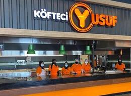 Köfteci Yusuf'un 'helal sertifikası' tartışma konusu oldu! Helal Akreditasyon Kurumu'ndan açıklama geldi: Savunma talep edildi