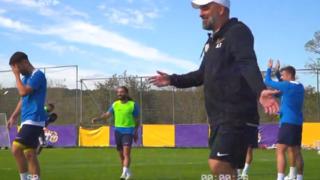 Form geçici klas kalıcı... Arda Turan antrenmanda öyle bir hareket yaptı ki, kendisine hayran bıraktı!