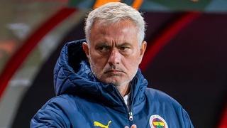 Jose Mourinho yönetim ile görüştü, oyuncuları için zam talebinde bulundu! 