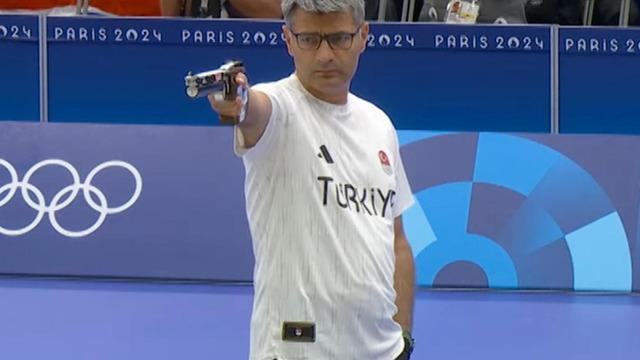 Hedef tabancısında Yusuf Dikeç rüzgarı... Sektörü pozu ile hareketlendirdi! Talep üzerine üretimi artırdı