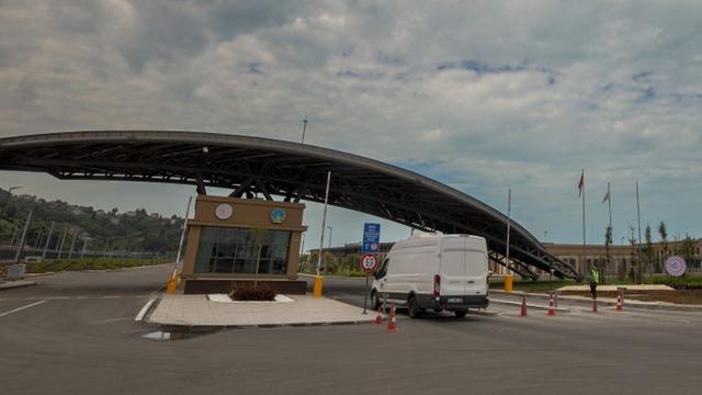 Havalimanına yıldırım düştü; personel şok geçirdi