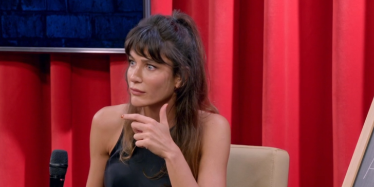 Hasan Can Kaya'da konuğun anlattıklarını duyan Berrak Tüzünataç şoke oldu! "Sevgilimin annesi bornozuyla gelip..." G4