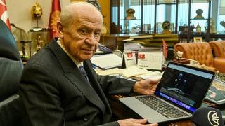 Devlet Bahçeli'nin gençlik ve çocukluk fotoğrafları gündem oldu!