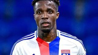 Galatasaray'da Zaha'dan kötü haber geldi! Fransa'da yaptığı davranışlar nedeniyle Lyon'da kadro dışı bırakıldı
