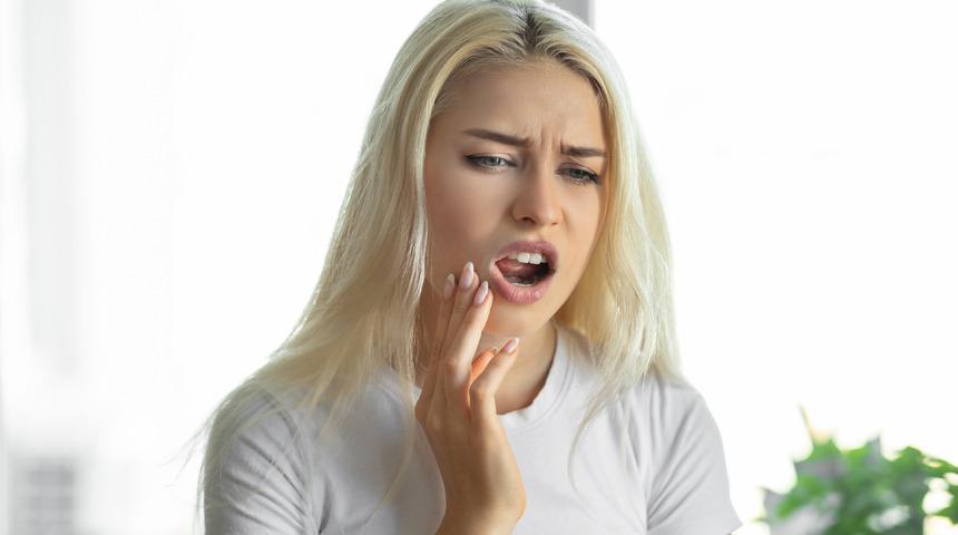 Çürük diş ağrısına ne iyi gelir? Çürük diş ağrısını en çabuk ne keser? Çürük diş ağrısı nasıl geçer?