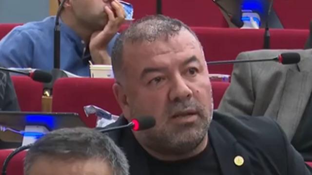 AK Partili isimden kadın cinayetleriyle ilgili skandal açıklamalar! Yanındakiler bile inanamadı: Öldüren kadar ölenler de suçludur