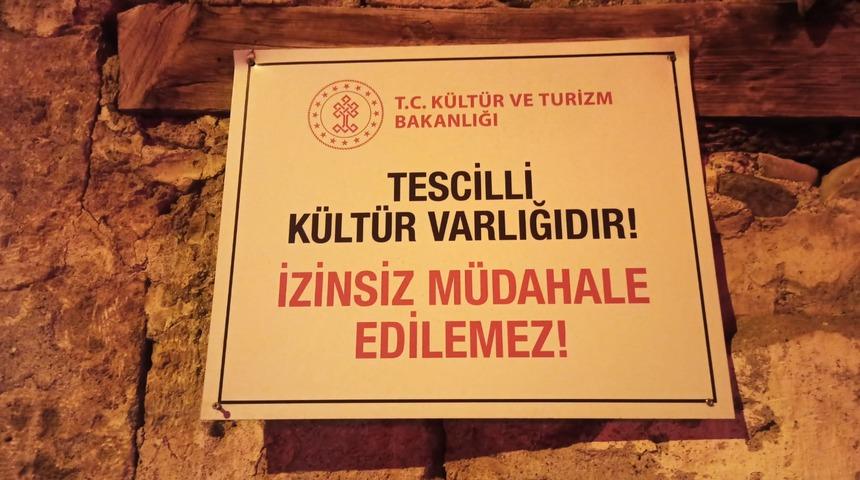 Osmaniye'de tarihi konaktaki yangın hasara neden oldu