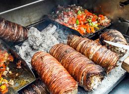 Kebapta tekila, kokoreçte viski çıkmıştı! Uyanık işletmelerin ete neden alkol koyduğu belli oldu