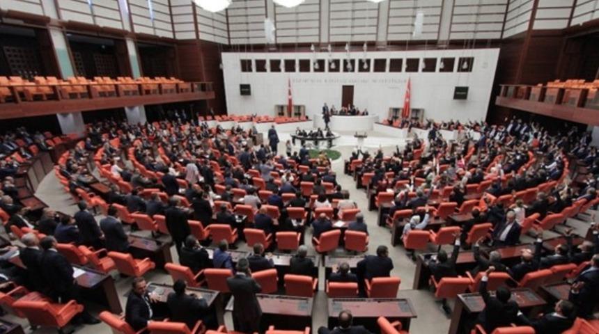 Meclis'te 7 OHAL KHK'sı kabul edildi