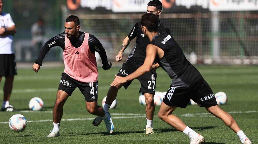 Beşiktaş, dört günlük iznin ardından topbaşı yaptı