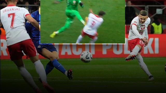 6 gollü nefes kesen Polonya - Hırvatistan maçına Fenerbahçeli futbolcular damgasını vurdu! Szymanski harika attı... Livakovic kızardı!