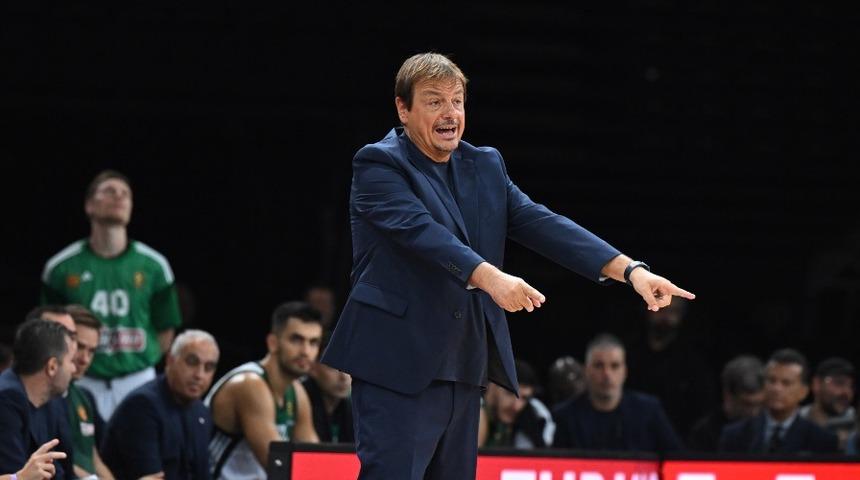 EuroLeague'de alınan mağlubiyetin ardından Ergin Ataman'dan hakem yönetimine sert tepki! ''İlk kez gördüm''