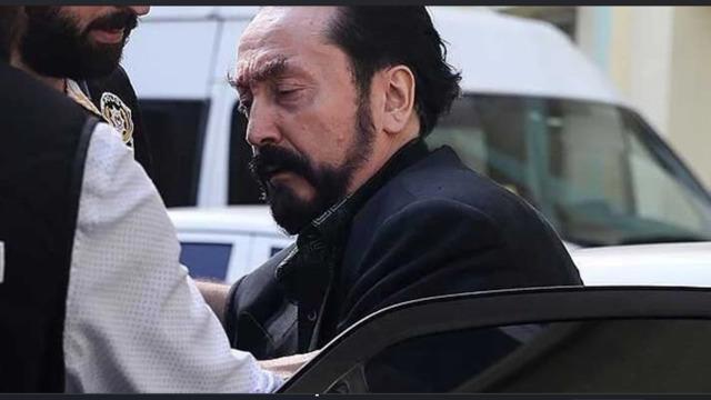 Adnan Oktar'ın istismarcı müritleri mahkemeye çıktı!
