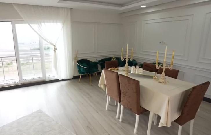 Tarzı ve abartılı makyajıyla çok konuşuluyordu... MasterChef All Star şampiyonu Esra Tokelli 3+1 dubleks eviyle gündemde G5