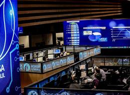 Borsa haftaya satıcılı başladı