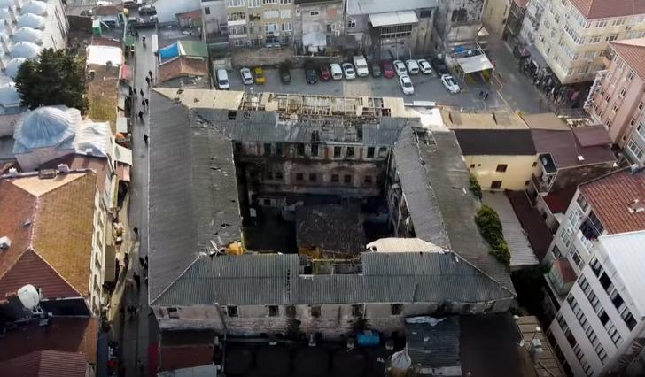 Yıllık 30 milyon TL... İstanbul'da kiralık tarihi han! Zemin artı 3 kat, sahibi ise... G2