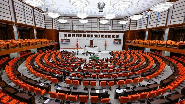 İYİ Parti'den TBMM'ye ilk 4 madde için kanun teklifi! Değişiklik talep edenlerin 5 yıldan 20 yıla kadar cezalandırılması istendi