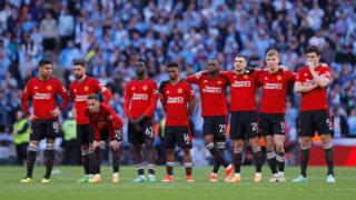 İngiliz genç yetenekten Manchester United'a şok! Fenerbahçe maçında yok... 1 ay sahalardan uzak kalacak! 