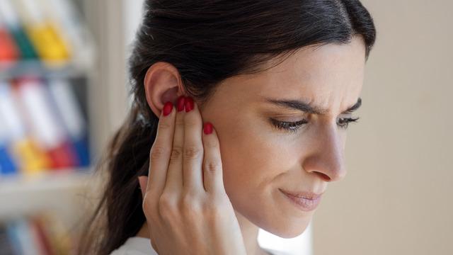 Kulak iltihabına ne iyi gelir? Kulak iltihabı ilaçsız geçer mi? Kulak iltihabı en hızlı nasıl geçer?