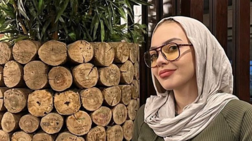 Başörtüsünü çıkaran fenomen Esra Rabia Ünal psikolojik rahatsızlığını açıkladı! Gözyaşlarına boğuldu 'Sonumu iyi görmüyorum...'