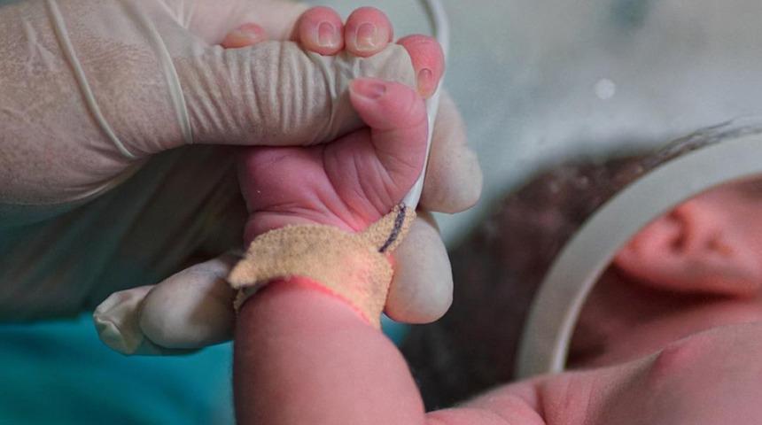 Yenidoğan çetesinin yeni konuşmaları ortaya çıktı! İğrenç ifadeler: 'O çocuk gitti artık damar yolu bile açılmaz ki ona'