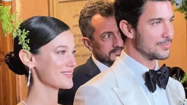 Pınar Deniz ve Kaan Yıldırım'ın bebeğinin cinsiyeti belli oldu! Karnını tutarak poz verdi ve açıkladı...