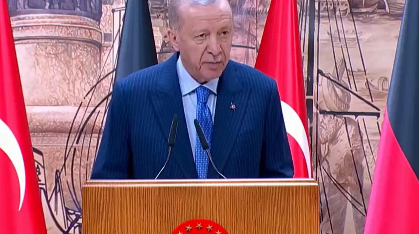 Gündem olacak açıklama! Cumhurbaşkanı Erdoğan: "Suriye'den ve Lübnan'dan geleceklere kapımız açık"