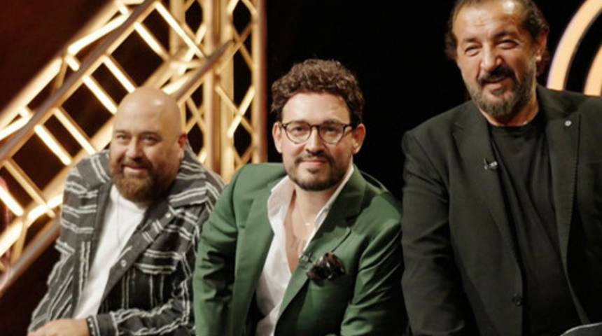 MasterChef jüri üyelerinden kim daha zengin? Somer Sivrioğlu o ismi açıkladı! "Hepimizden iyi..."