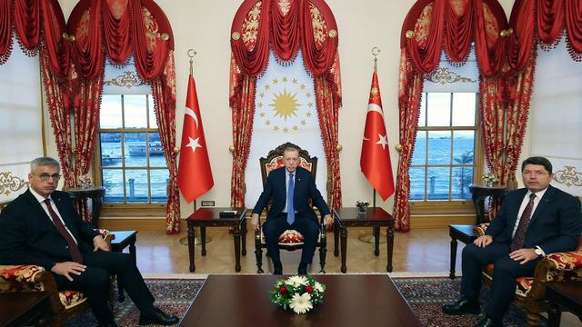 'Yenidoğan Çetesi' skandalından sonra dikkat çeken görüşme! Cumhurbaşkanı Erdoğan, Sağlık Bakanı ve Adalet Bakanı'nı kabul etti