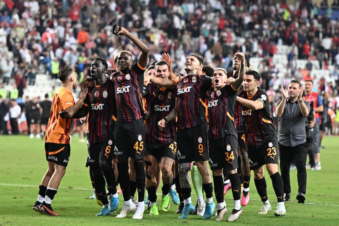 AA-20241019-35958246-35958236-ONVO_ANTALYASPOR_GALATASARAY