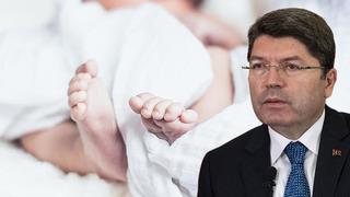 'Soruşturma derinleştirildi' Bakan Tunç'tan 'yenidoğan çetesi' açıklaması 'Devlet bebeklerin ölümüne müsaade etmez'