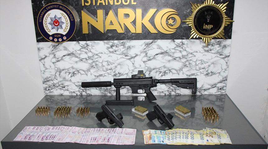 Uyuşturucu şebekesine darbe üstüne darbe! Elebaşı ve 3 firari üye daha yakalandı