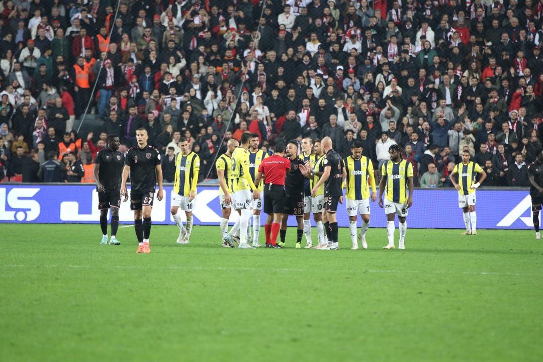 380791_SUPER-LIG’IN-9’UNCU-HAFTASINDA-FENERBAHC