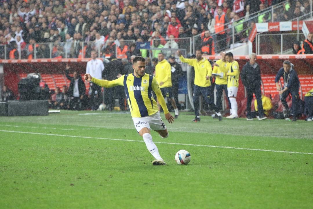 380782_SUPER-LIG’IN-9’UNCU-HAFTASINDA-FENERBAHC