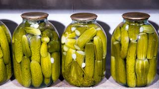 Kıtır kıtır turşunun sırrı: Bu yöntemle yapılan turşular daha uzun ömürlü oluyor! 