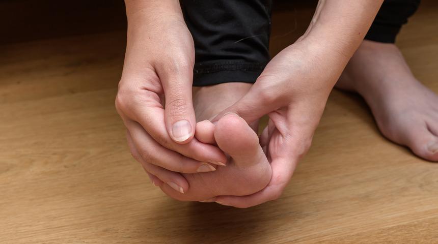 Tırnak batmasına ne iyi gelir? Tırnak batması nasıl geçer? Tırnak batmasına soğan iyi gelir mi?