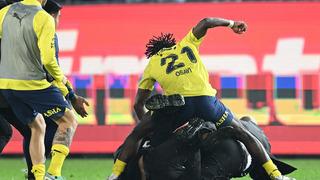 Olaylı Trabzonspor-Fenerbahçe maçı için karar verildi! 4 futbolcu için basit yaralama suçundan dava açılabilir