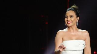 Herkes Ebru Gündeş sandı! Tesettürlü gelin görenleri hayrete düşürdü! İkizi kadar benziyor...