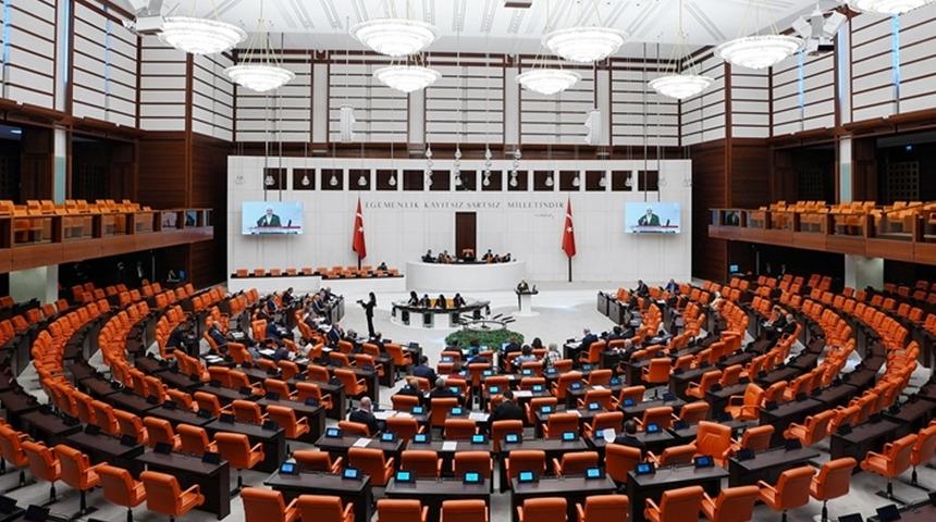 Boşanma davalarıyla ilgili karar! 1 yıla iniyor...