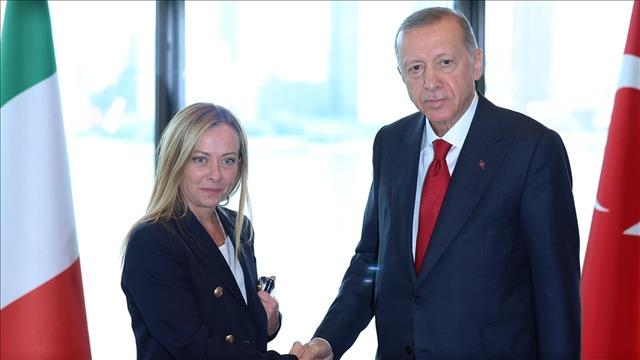 Cumhurbaşkanı Erdoğan, İtalya Başbakanı Meloni ile görüştü: Birçok alanda adımlar atılabilir