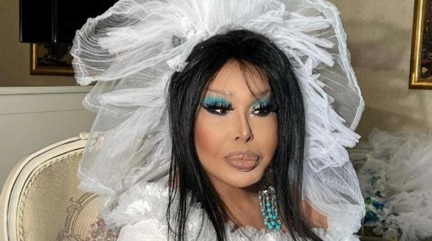 Merdivenleri yardımlarla çıktı! Bülent Ersoy'a "Cenazeme kimse gelmesin" sözleri hatırlatıldı... 'Ben hayatımda bir kez döndüm' çıkışı herkesi şaşırttı