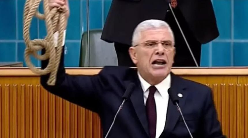 Devlet Bahçeli, Müsavat Dervişoğlu'nun attığı ipi istedi! Dervişoğlu şartlı gönderdi: 17-25 Aralık saatinin üzerine as!