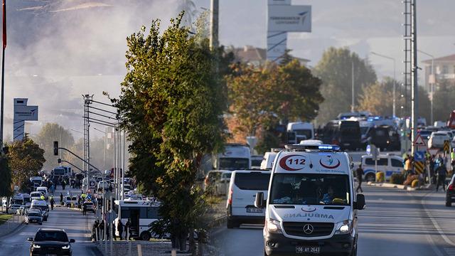 Bakan Yerlikaya acı haberi duyurdu: 'Şehit sayısı 5'e yükseldi'